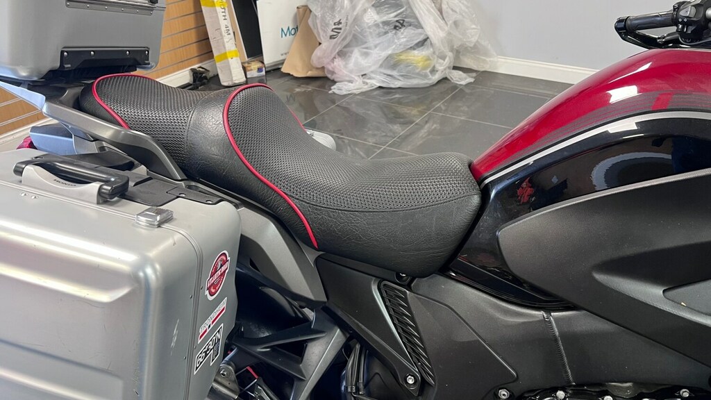 Honda Cb 125 R Black #9