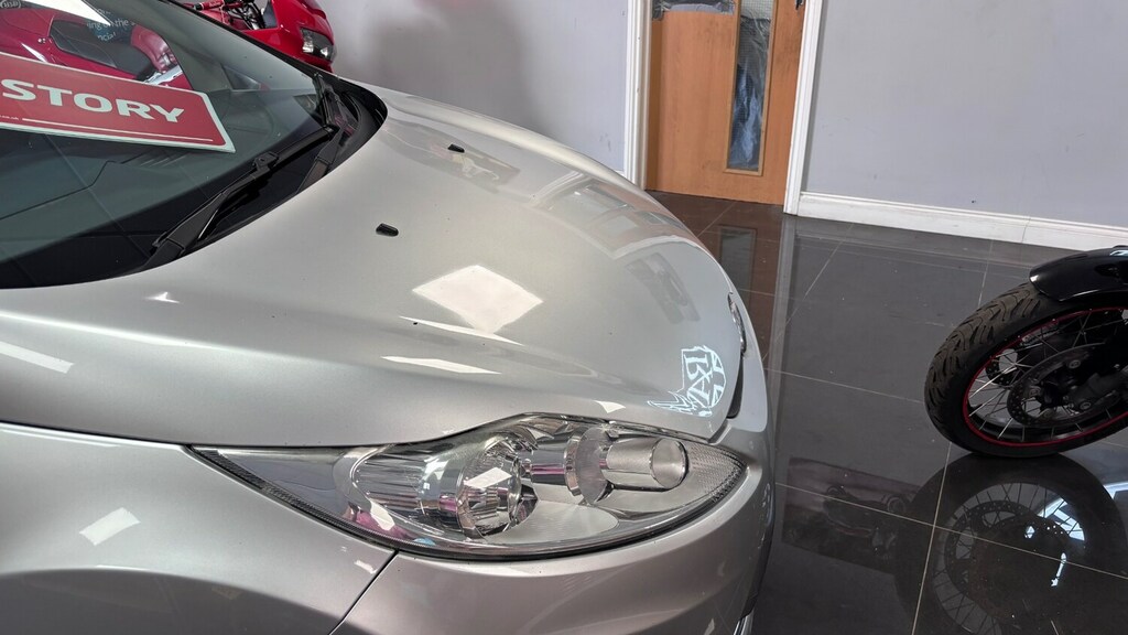 Ford Fiesta 1.4 Zetec 16V Red #39
