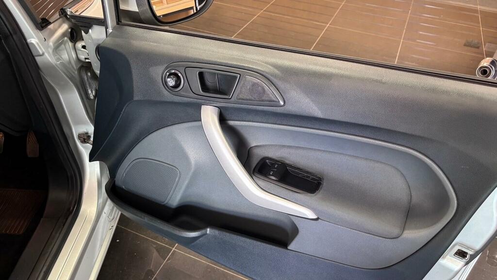 Ford Fiesta 1.4 Zetec 16V Red #18