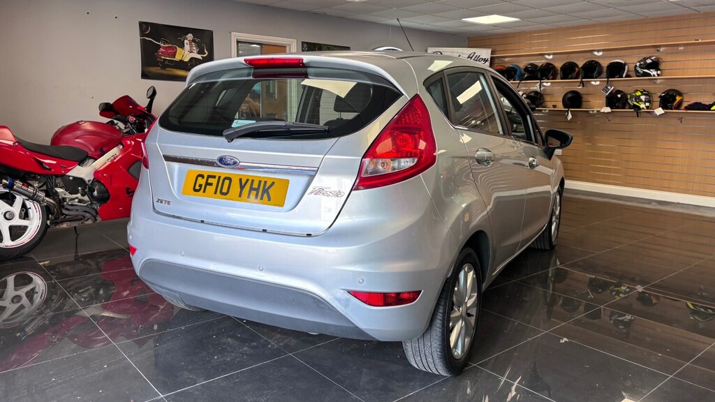 Ford Fiesta 1.4 Zetec 16V Red #56