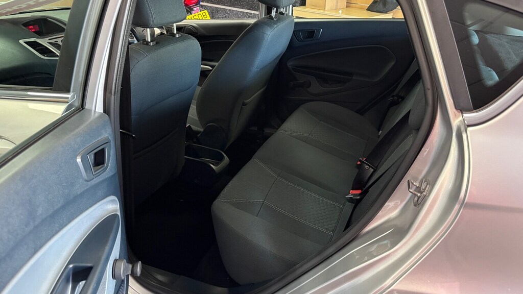 Ford Fiesta 1.4 Zetec 16V Red #8