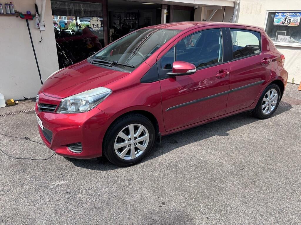 Toyota Yaris 1.33 Vvt-i Tr Red #4