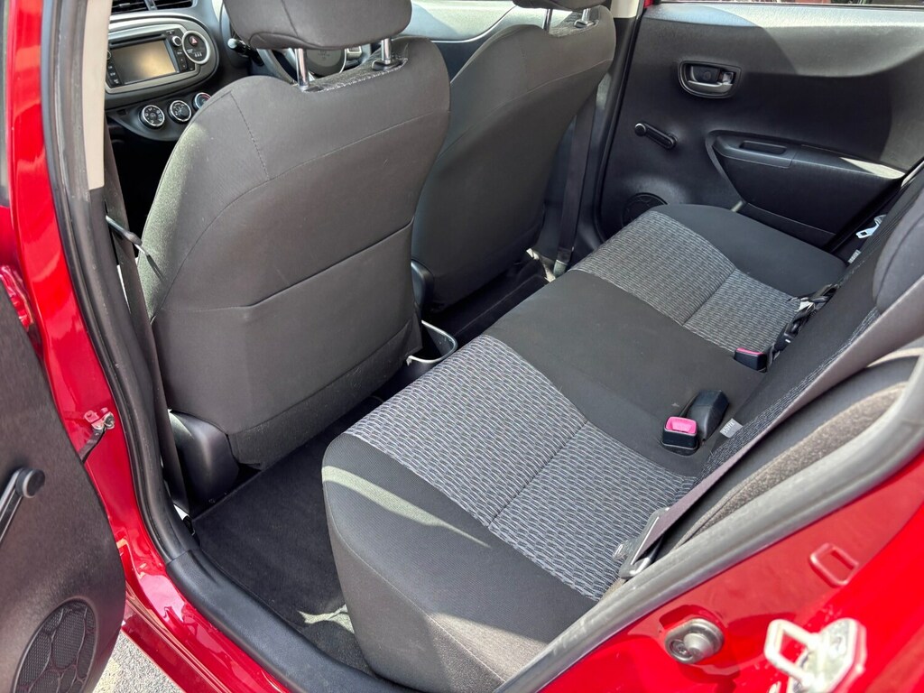 Toyota Yaris Trend Grey #13