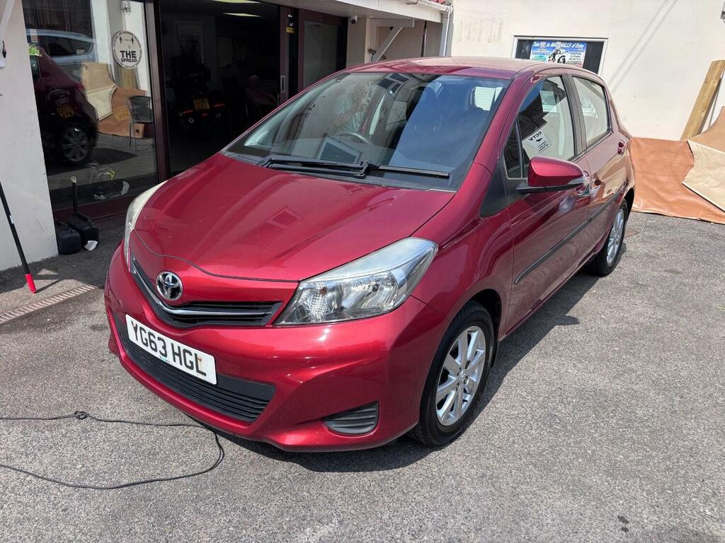 Toyota Yaris 1.33 Vvt-i Tr Red #3