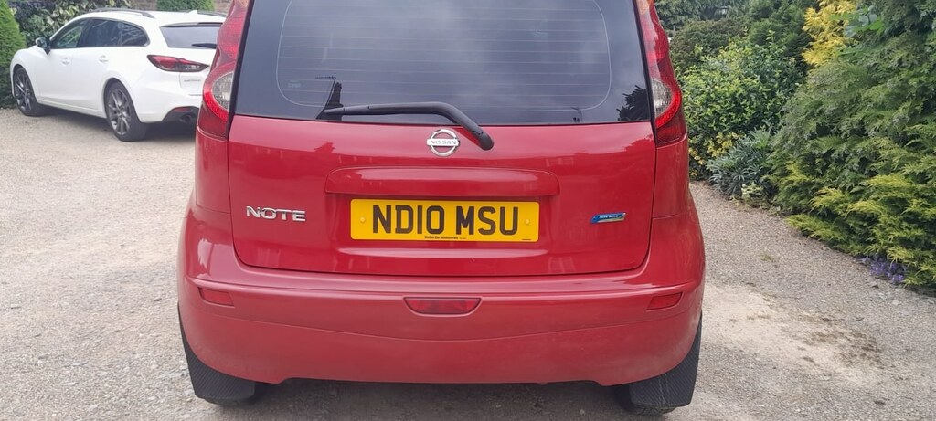 Nissan Note 1.4 16V N-tec White #10