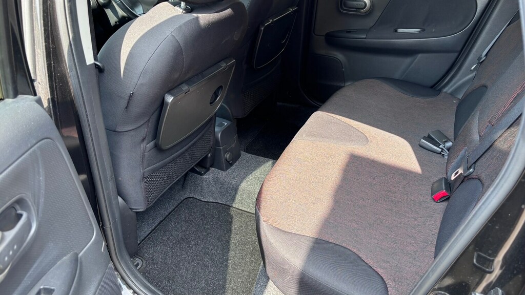 Nissan Note 1.4 N-tec 87 Bhp Red #11