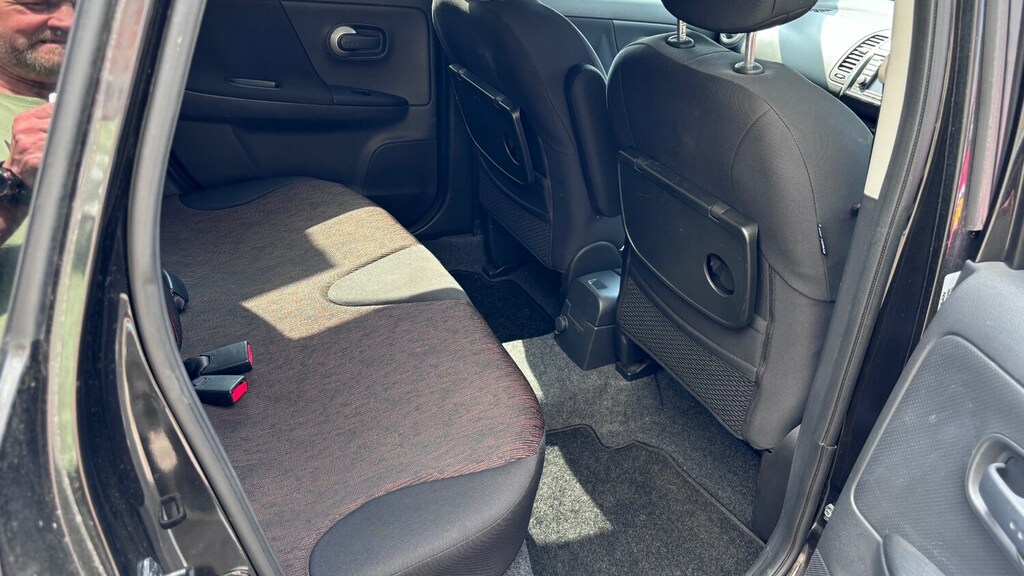 Nissan Note 1.6 N-tec Black #5