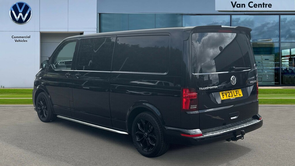 Volkswagen Transporter Sportline Transporter 2.0 Bitdi 204 Sportline Kombi Van Dsg FY23LFL Black #3