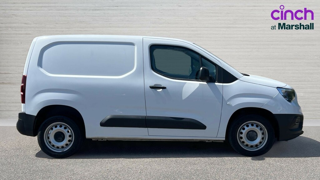 Vauxhall Combo Combo Cargo 2300 1.5 Turbo D 130Ps H1 Dynamic Van White #2