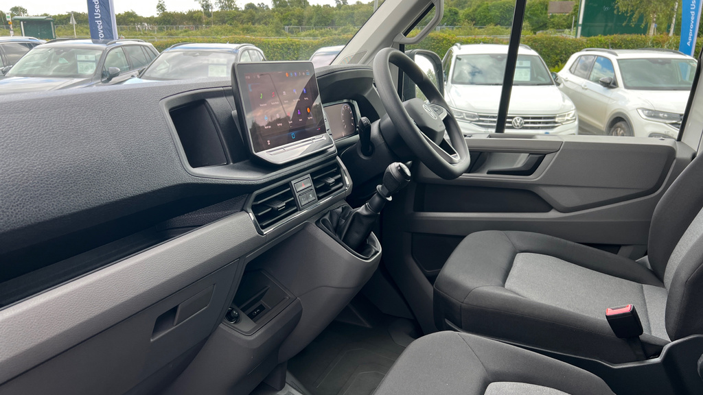 Volkswagen Crafter Crafter 2.0 Tdi 140Ps Commerce High Roof Van White #2