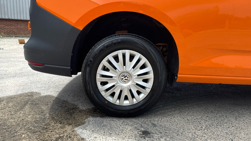 Volkswagen Caddy Caddy 2.0 Tdi 102Ps Commerce Van Orange #5