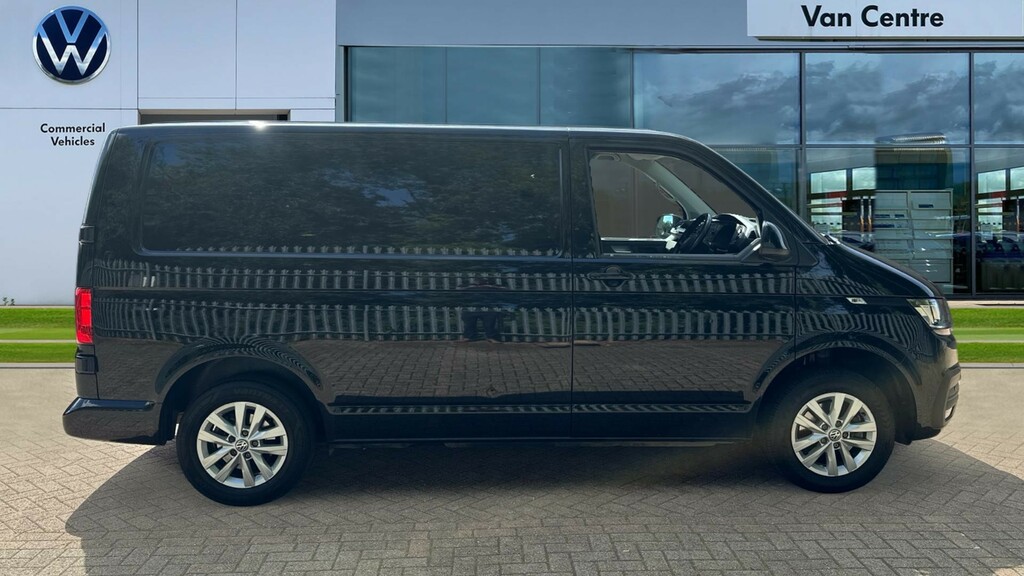 Volkswagen Transporter Transporter 2.0 Tdi 110 Highline Van CJ24BHP Black #4