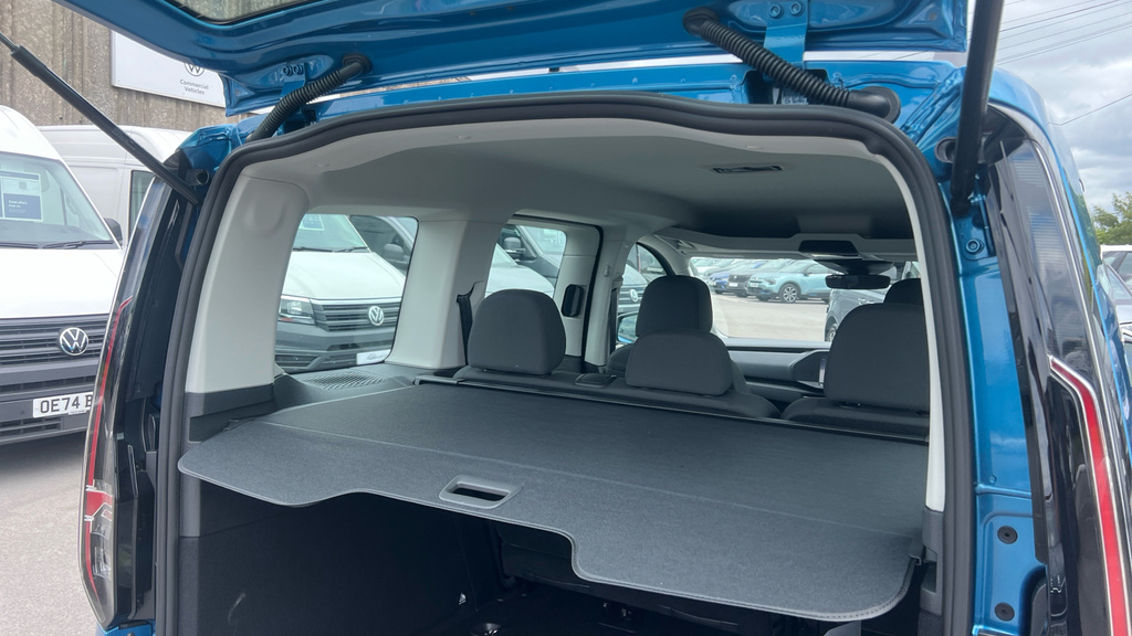 Volkswagen Caddy Life 1.5 Tsi Life 116 Dsg Assistance Pack Blue #9