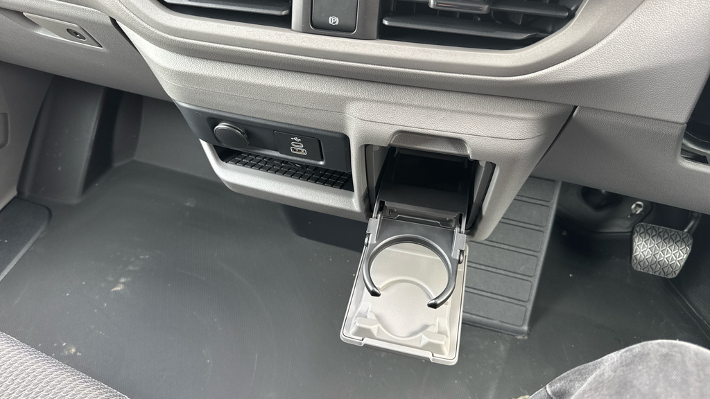 Volkswagen Transporter 2.0 Tdi 170 Commerce Pro Van #30