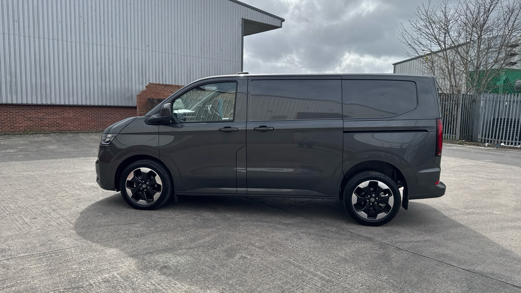 Volkswagen Transporter 2.0 Tdi 170 Commerce Pro Van #18