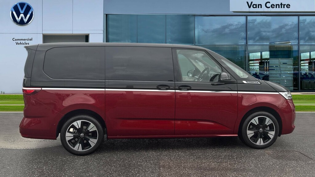 Volkswagen Multivan Multivan Style Long 245 Ps 1.5 Ehybrid 6-Speed Dsg Black #4