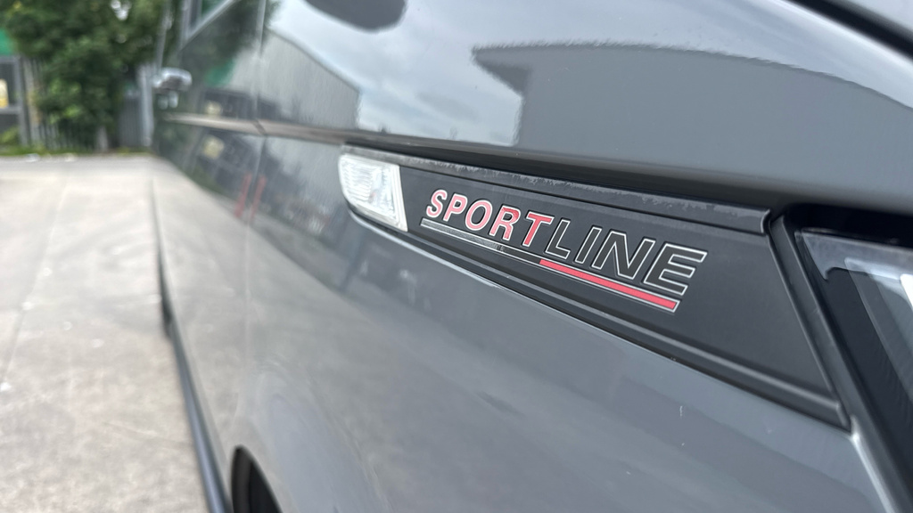 Volkswagen Transporter Sportline 2.0 Bitdi T32 Sportline Black Edition Crew Van Dsg  #23