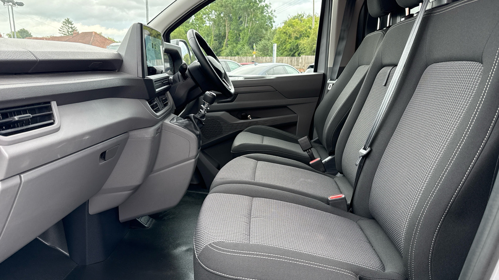 Volkswagen Transporter Transporter 2.0 Tdi 110 Commerce Plus Van WH75BXE Grey #2