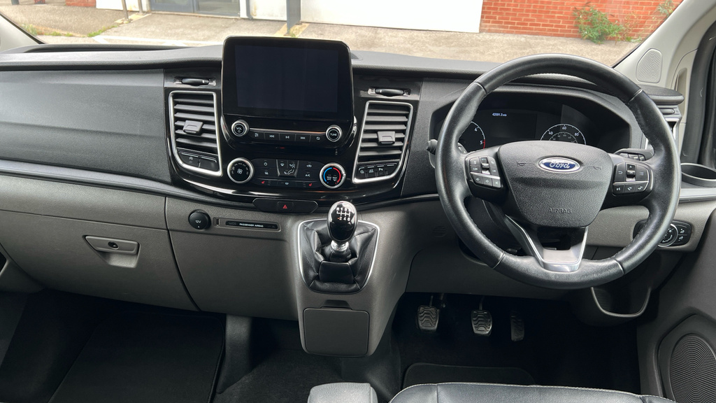 Ford Transit Custom 2.0 Ecoblue 185Ps Low Roof Dcab Sport Van White #17