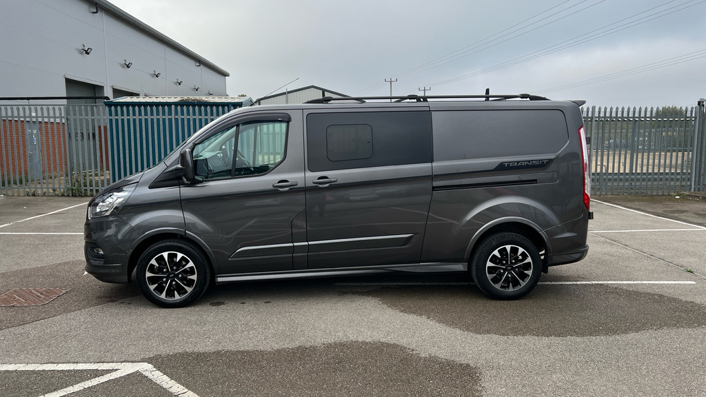 Ford Transit Custom 2.0 Ecoblue 185Ps Low Roof Dcab Sport Van White #8