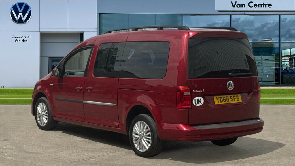 Volkswagen Caddy Maxi Life Caddy Maxi Life 2.0 Tdi Red #3