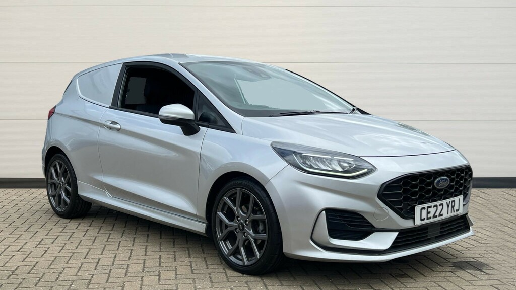 Ford Fiesta Fiesta 1.0 Ecoboost Sport Van CE22YRJ Silver