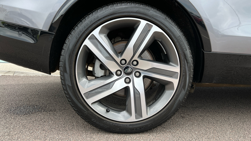 Land Rover Discovery 3.0 D300 Dynamic Se 2024 Grey #25