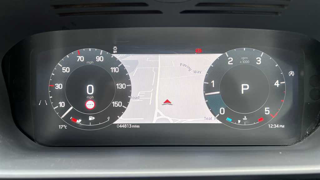 Land Rover Discovery 3.0 D300 Dynamic Se 2024 Grey #16