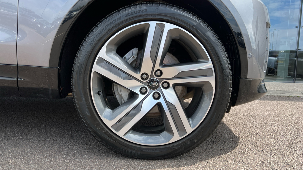 Land Rover Discovery 3.0 D300 Dynamic Se 2024 Grey #8