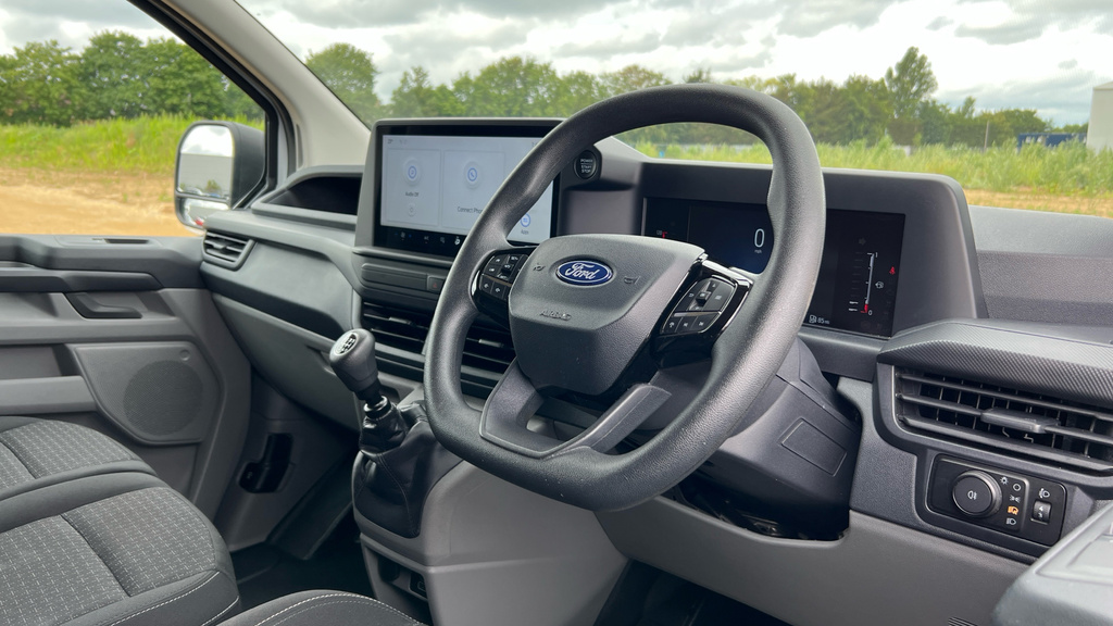 Ford Transit Custom 350 198Kw 68Kwh L3 H2 Leader Van Silver #11