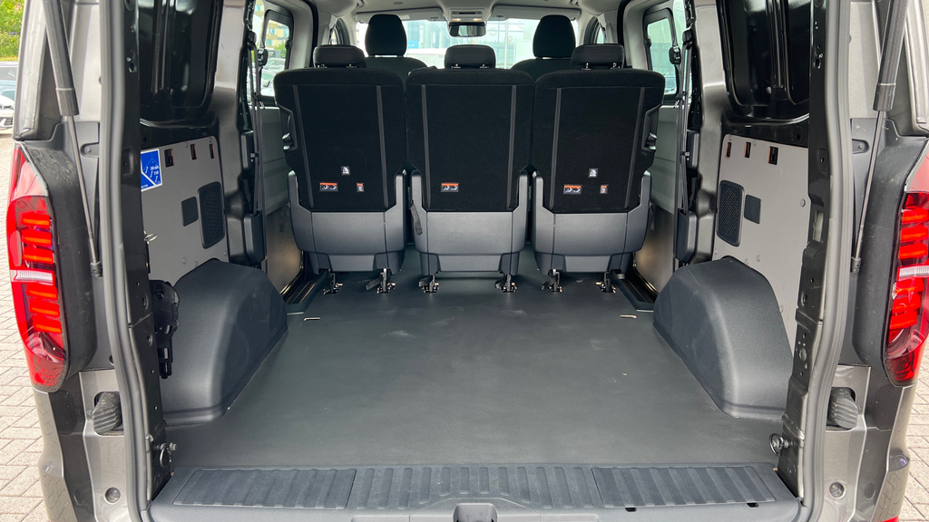 Volkswagen Transporter T30 Panel Van Commerce Plus Swb 150 Ps 2.0 Tdi 6Sp White #10