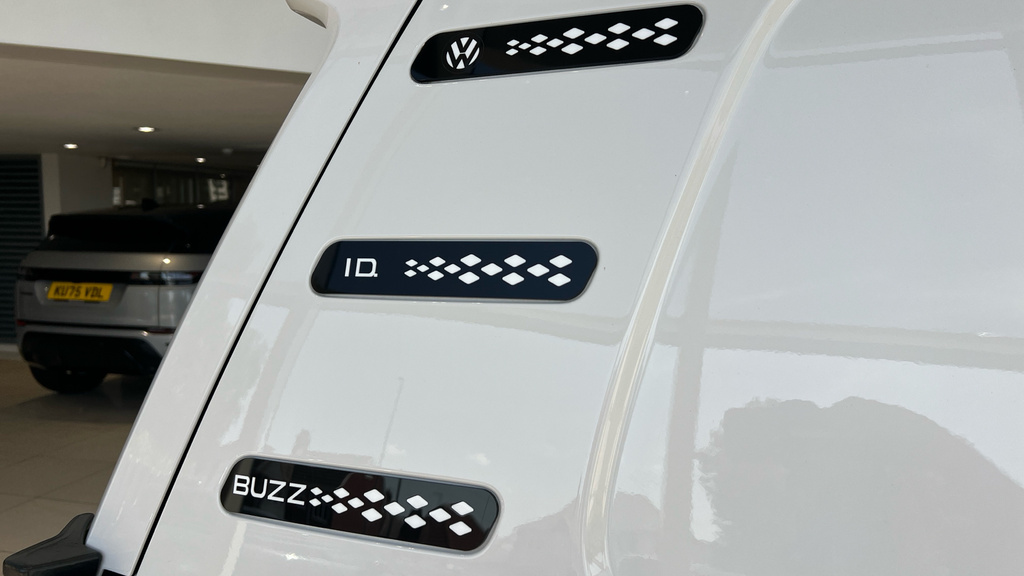 Volkswagen ID.Buzz Id. Buzz Style Swb 77Kwh Pro 204Ps White #39