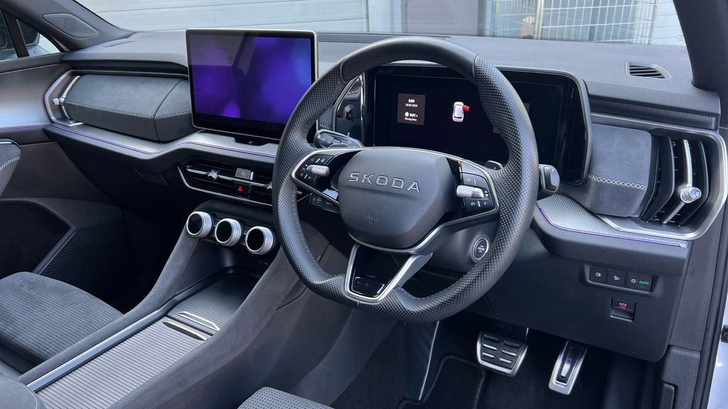 Skoda Kodiaq Kodiaq 1.5 Tsi E-tec Sportline Dsg 7 Seat OV75RZL White #6