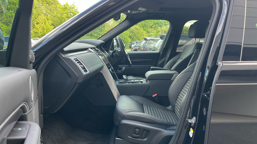 Land Rover Discovery Discovery 3.0 D350 Metropolitan Edition Black #3