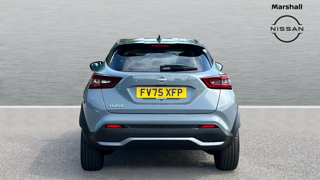 Nissan Juke Nissan Juke Hatchback 1.0 Dig-t Tekna FV75XFP Black #6