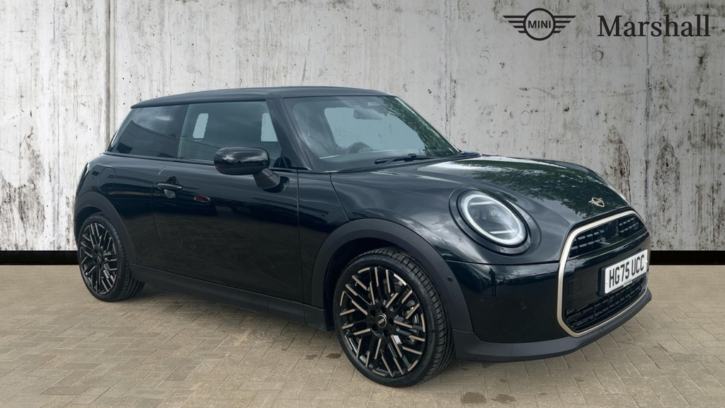 Mini Hatch Mini Cooper Hatchback 1.5 C Exclusive Level 2 Black