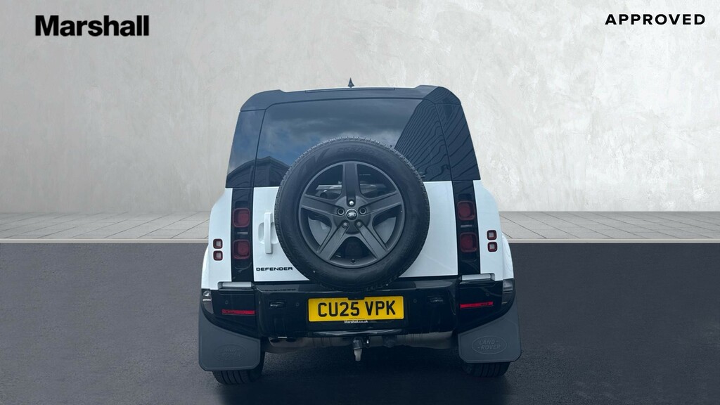 Land Rover Defender 110 Defender 3.0 D350 X-dynamic Se 110 CU25VPK White #6