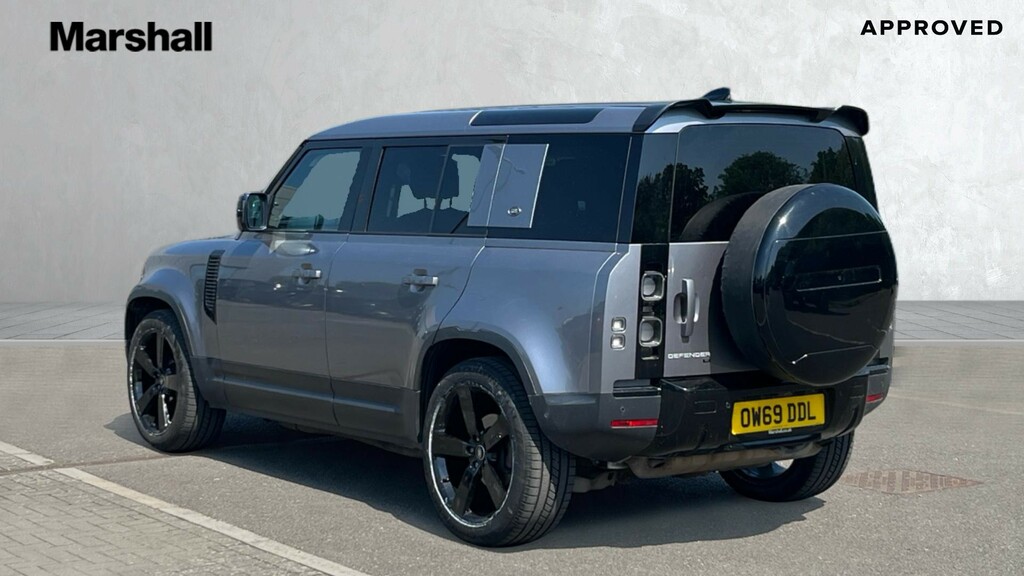 Land Rover Defender 110 Defender 2.0 P300 Se 110 7 Seat Grey #2