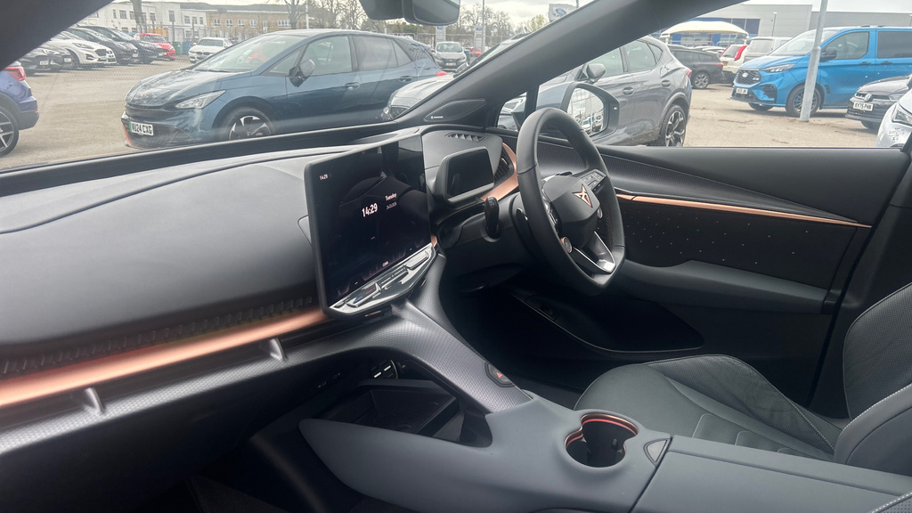 Cupra Tavascan Cupra Tavascan Estate 250Kw Vz2 77Kwh Awd KP75EKG Beige #2