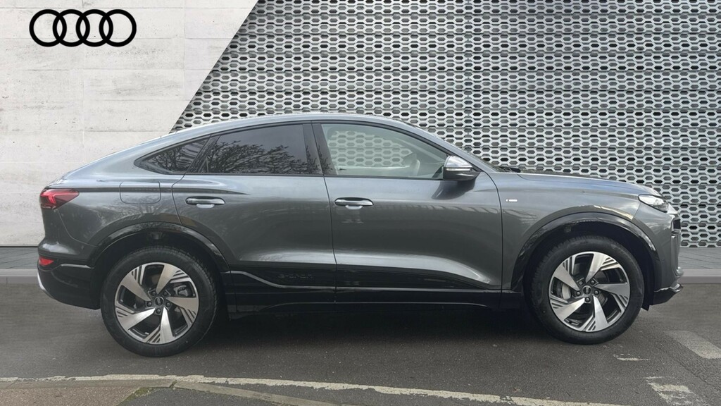 Audi Q6 E-Tron Audi Q6 Sportback S Line E-tron Quattro 285,00 Kw LY75PZM Grey #4