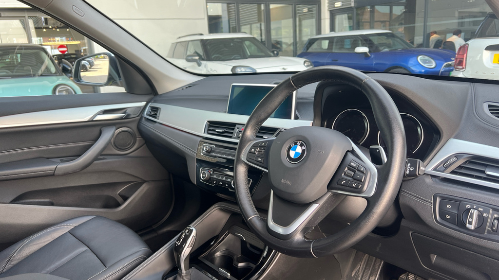 BMW X1 X1 Sdrive 18D Xline Step AV71VMJ White #4