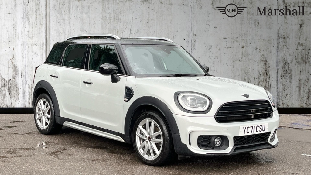 Mini Countryman Countryman 1.5 Cooper Sport Comfortnav YC71CSU White