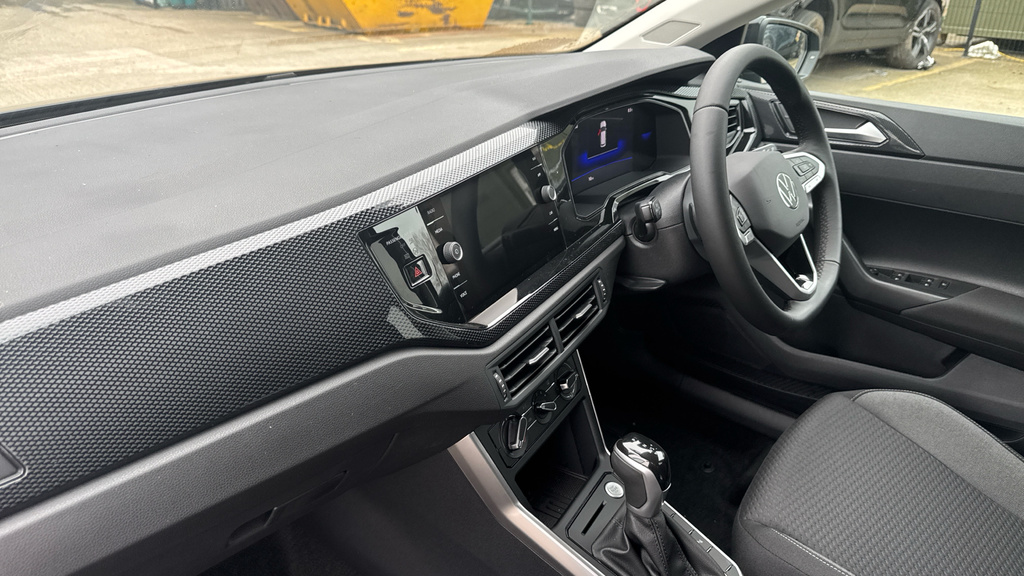 Volkswagen Polo Polo Match 1.0 Tsi 95Ps 7-Speed Dsg Black #2
