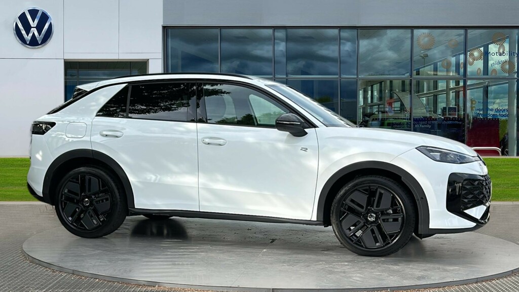 Volkswagen T-Roc Volkswagen T-roc Hatchback 1.5 Etsi 150 R-line White #4
