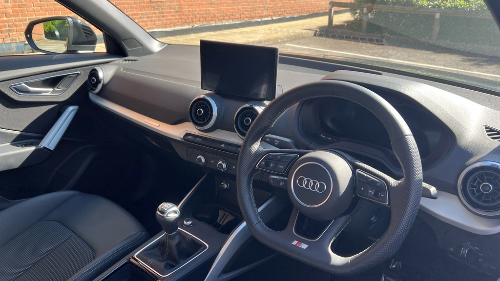 Audi Q2 Q2 35 Tfsi Black Edition NJ25BDV Grey #6