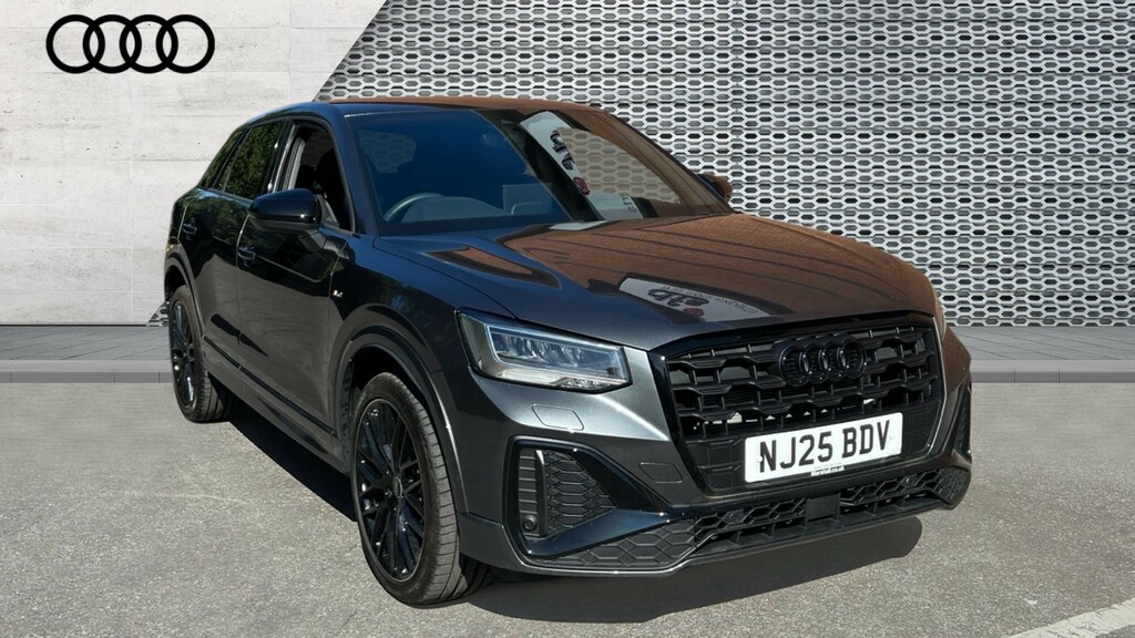 Audi Q2 Q2 35 Tfsi Black Edition Grey