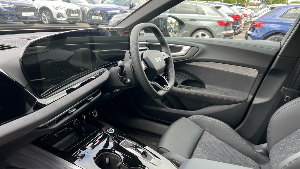 Audi A5 Audi A5 Avant Edition 1 E-hybrid Quattro 299 Ps S LY26DBU Blue #2