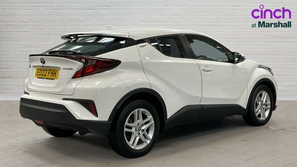 Toyota C-Hr C-hr 1.8 Hybrid Icon Cvt EO22FHH White #3