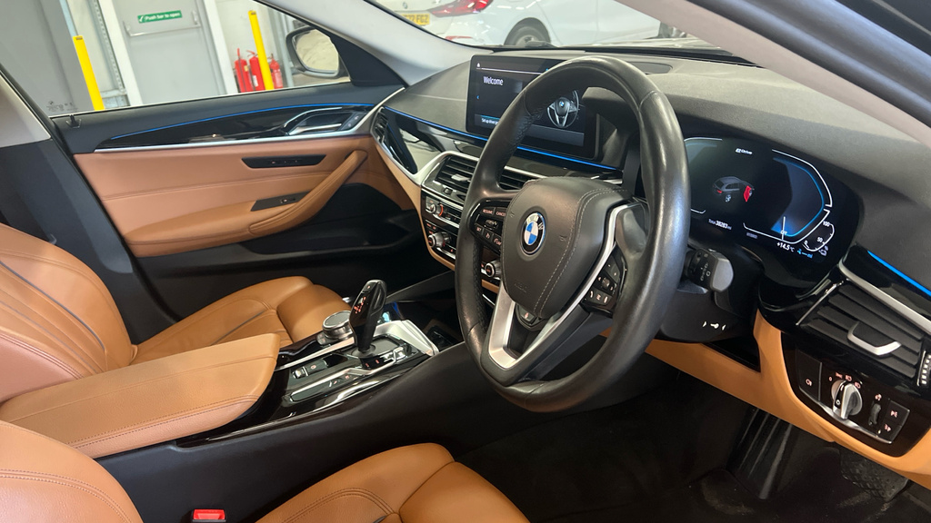 BMW 5 Series 5 Series 530E Se YK23VPH Black #6