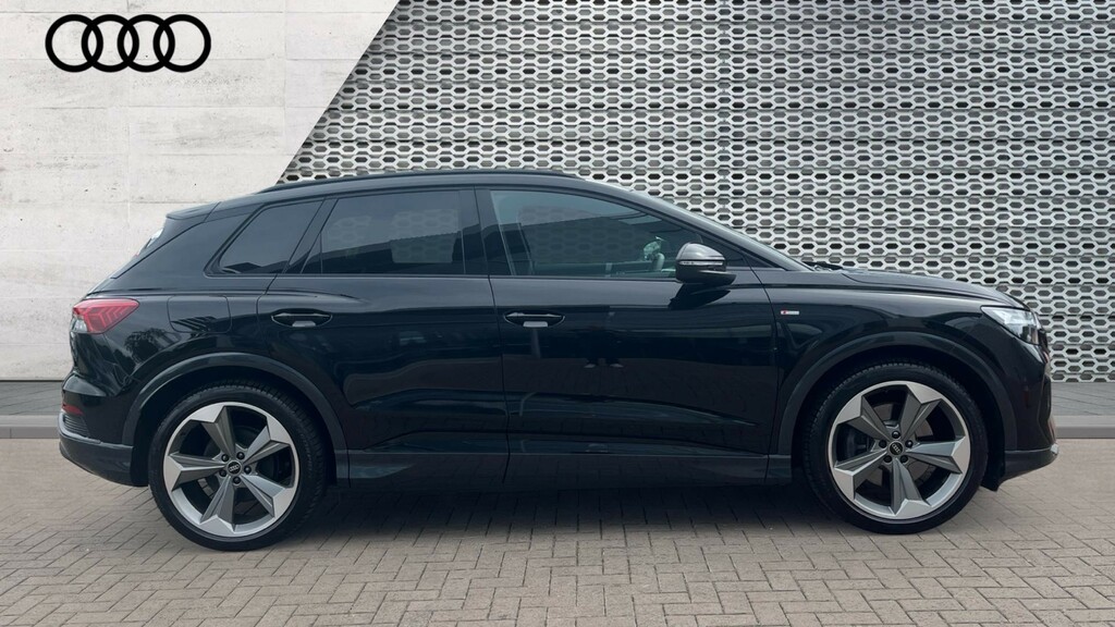 Audi Q4 E Tron Q4 210Kw 45 82Kwh Black Edition KN75WXW Black #4
